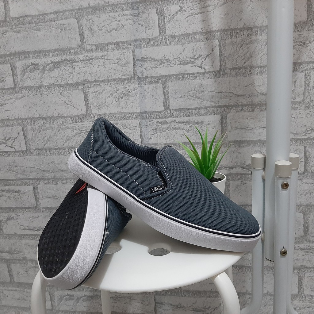 Sepatu Vans_Slip On Checkerboard abu abu polos sepatu Pria Wanita kerja kuliah Termurah traveling