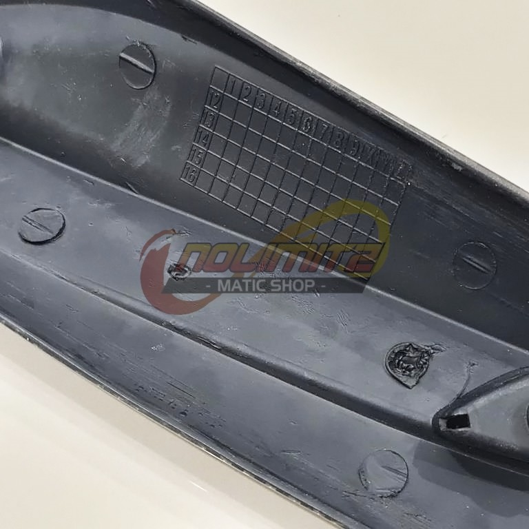 Cover Tutup Knalpot Carbon Kevlar Parts Ori Knalpot ROB1 Model Mio M3