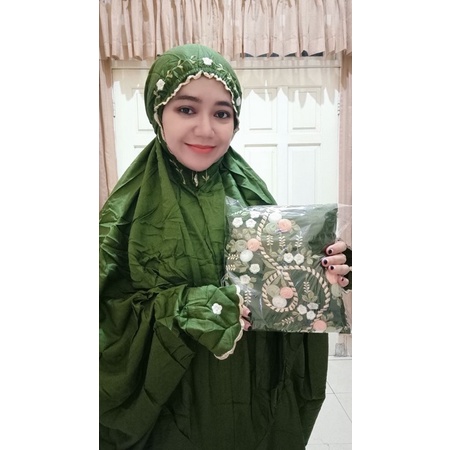 MUKENA KAIN RAYON TERUSAN