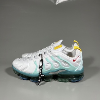 vapormax plus tennis