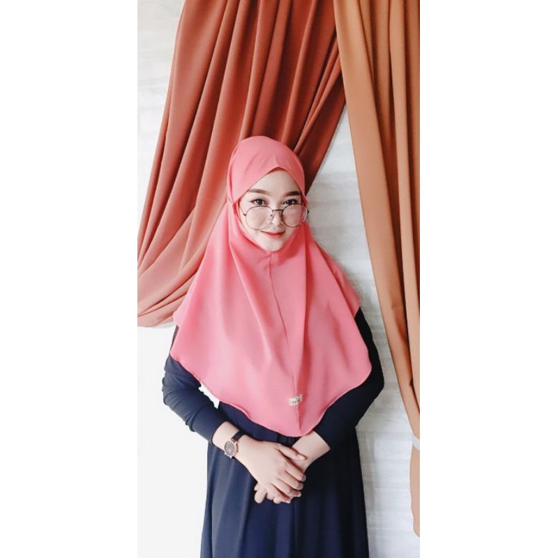 Vins Bergo Airin Size M Standart Hijab Tali