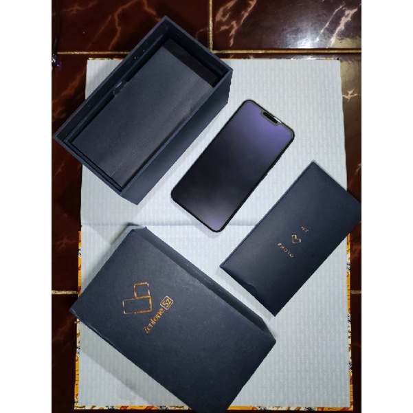 Asus Zenfone 5z 8/256