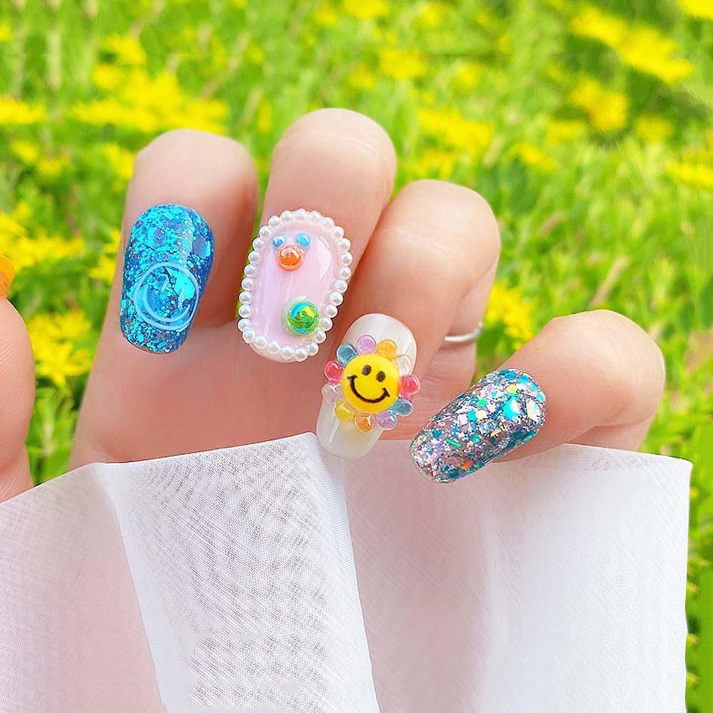 Agustinina Nail Art Smiley Face Perhiasan Warna-Warni Lucu Kartun DIY Aksesoris Kuku