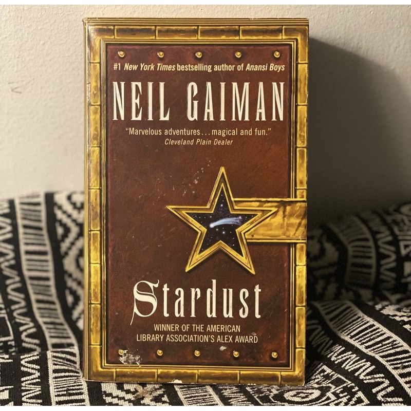Buku Novel Preloved Bahasa Inggris Bekas Kondisi Baik / Stardust