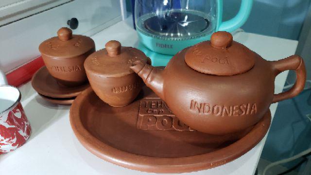 Poci Set Tanah Waluh