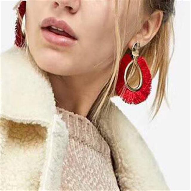 Eropa dan Amerika terkenal berlebihan alloy kipas rumbai anting-anting fashion wanita retro khusus b