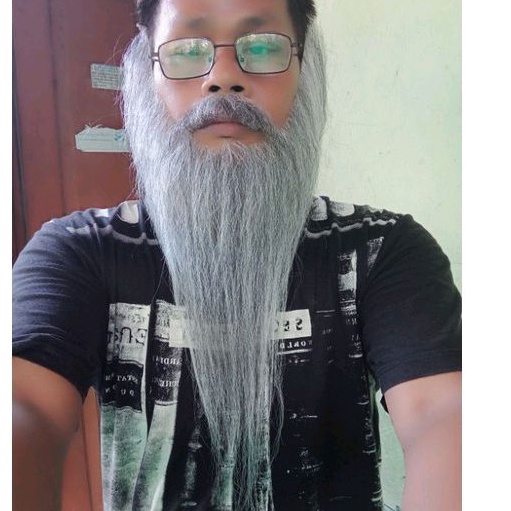 jenggot panjang uban