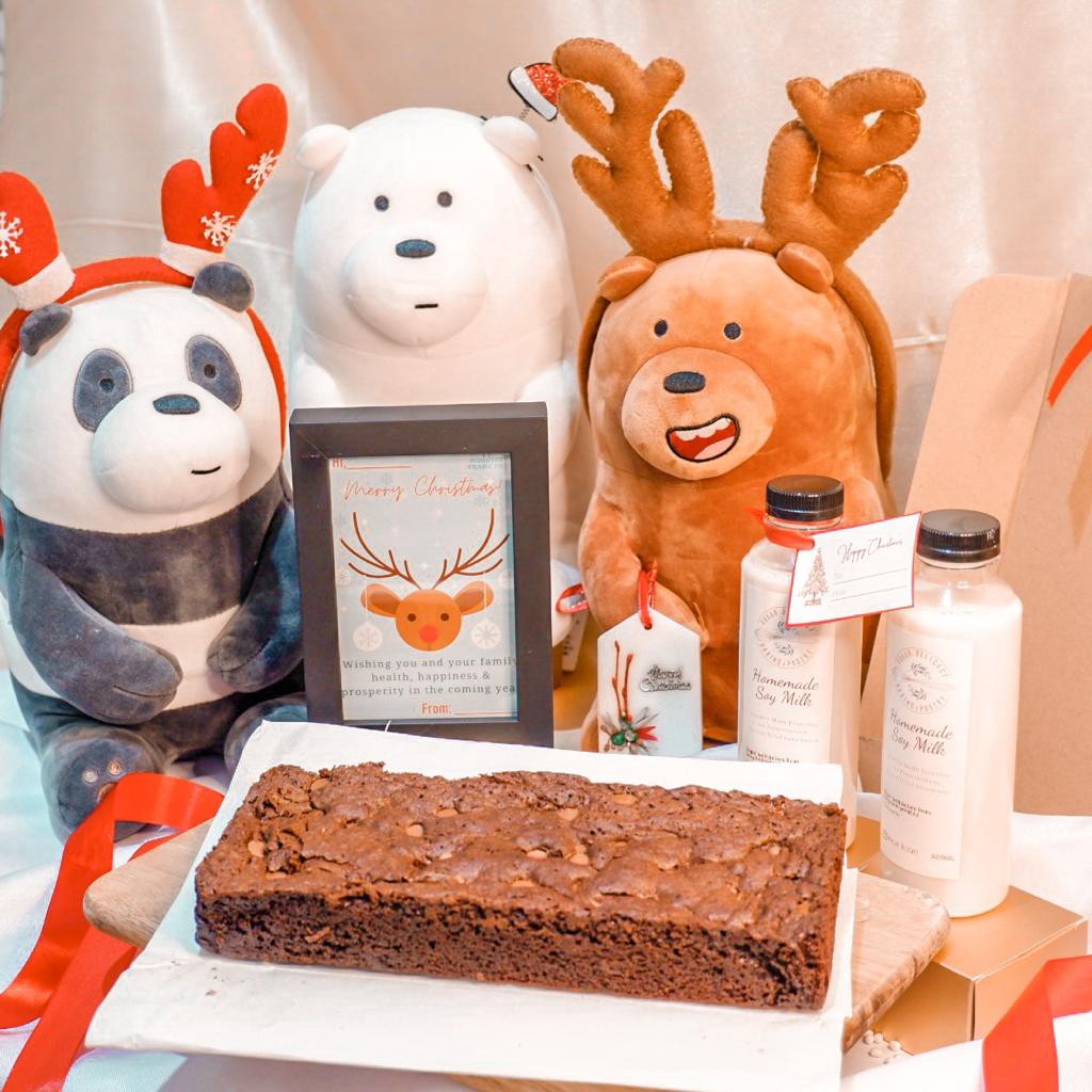 

Christmas Hampers