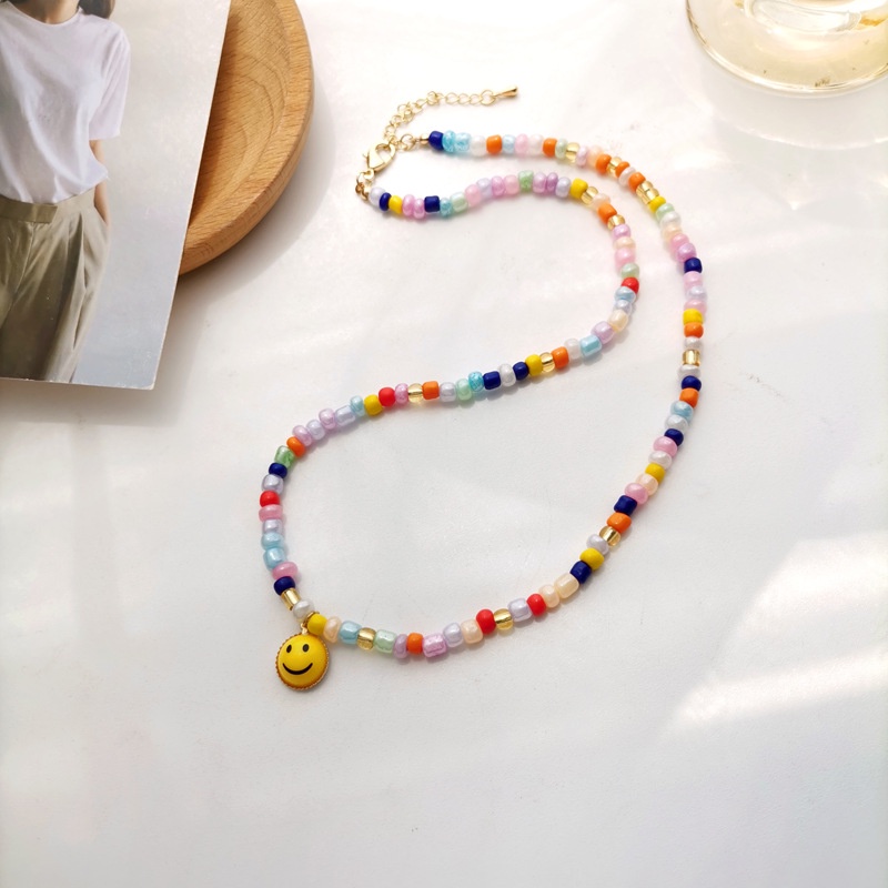 Kalung Rantai Klavikula Handmade Dengan Liontin Smiley Face Warna-Warni