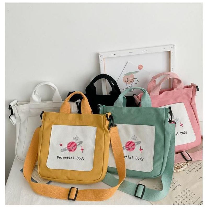 Totebag Wanita Bisa Selempang Planet