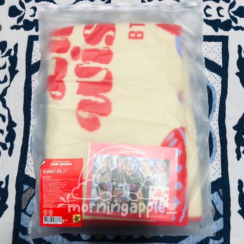 (READ CAPTION PLEASE) BTS 2021 HOLIDAY COLLECTION LITTLE WISHES BLANKET RED NEW WITH PHOTO SEAL