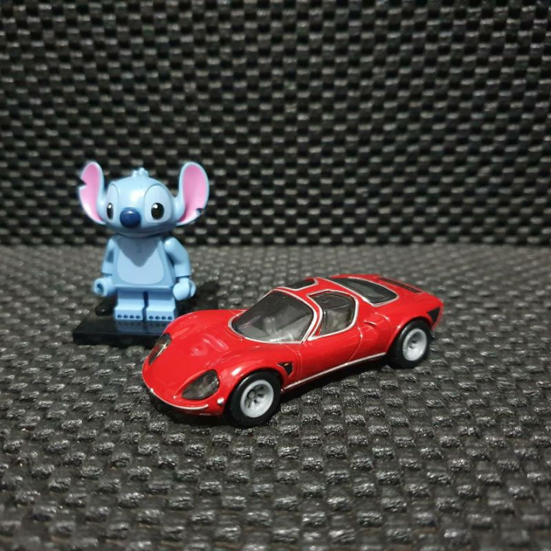 Hot wheels 69 Alfa Romeo 33 Stradale Merah Boulevard Loose