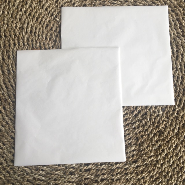 

Grosir kertas nasi KFC polos 20x20 paper wrap foodgrade 1 rim 500 lembar