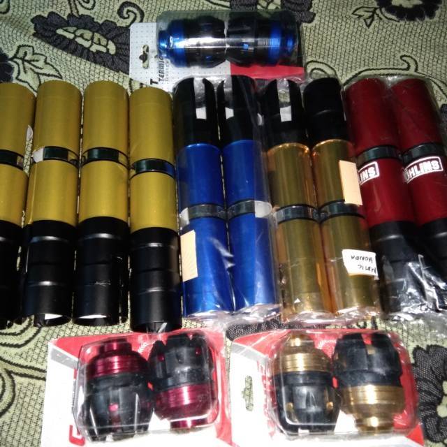 Cover shock variasi jalu as roda satu set for beat vario 