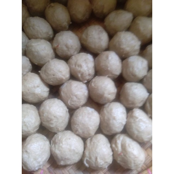 

Bakso Kecil Isi 50 butir Gratis Bumbu Kuah