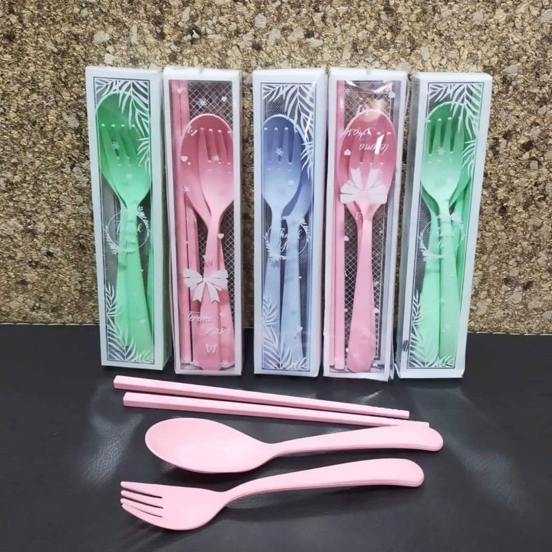souvenir sendok travel set plastik kemas mika