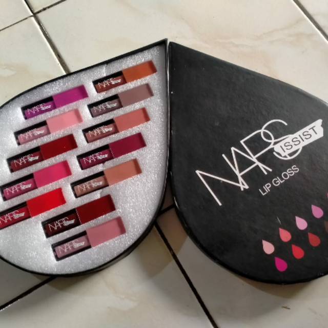 lipstik nars