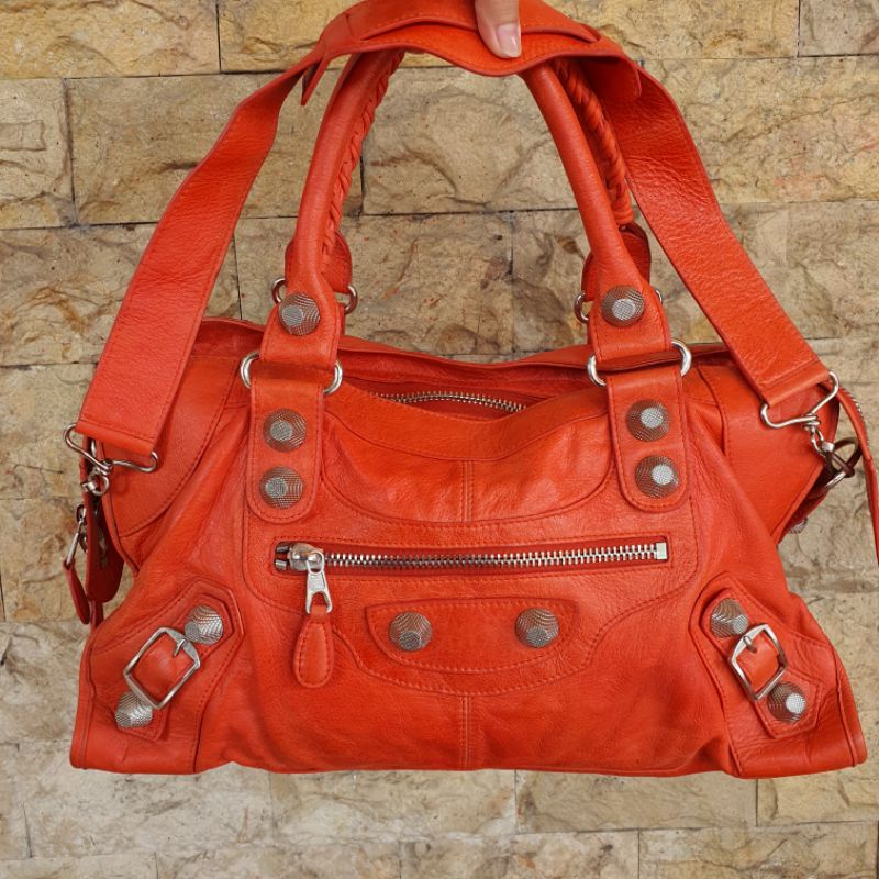 ala balen kulit asli warna orange