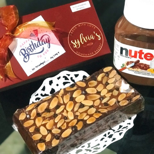 

NUTELLA ALMOND