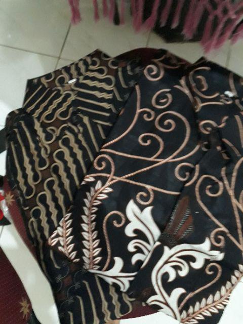 Kemeja Batik Pria Lengan Panjang Modern Cassual Terkini /batik/batikpria/kemejabatik