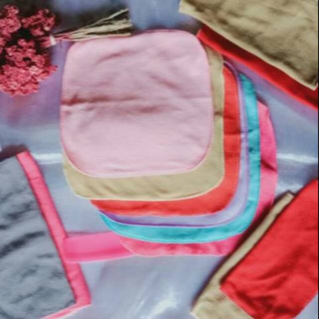 SAPU TANGGAN 18*18/PEMBALUT WANITA/PEMBALUT SANTRI/MINDIL