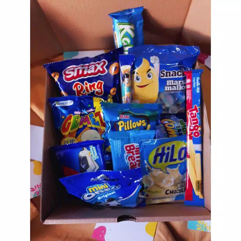 

SNACK HAMPERS WISUDA/KADO ULANG TAHUN /SPESIAL GIFT BOX