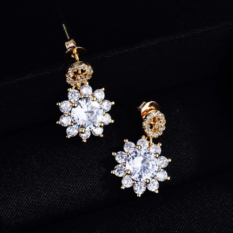 Fashion S925 Silver Light Luxury Super Flash SUNFLOWER Eardrops Stud Earrings Necklace Set