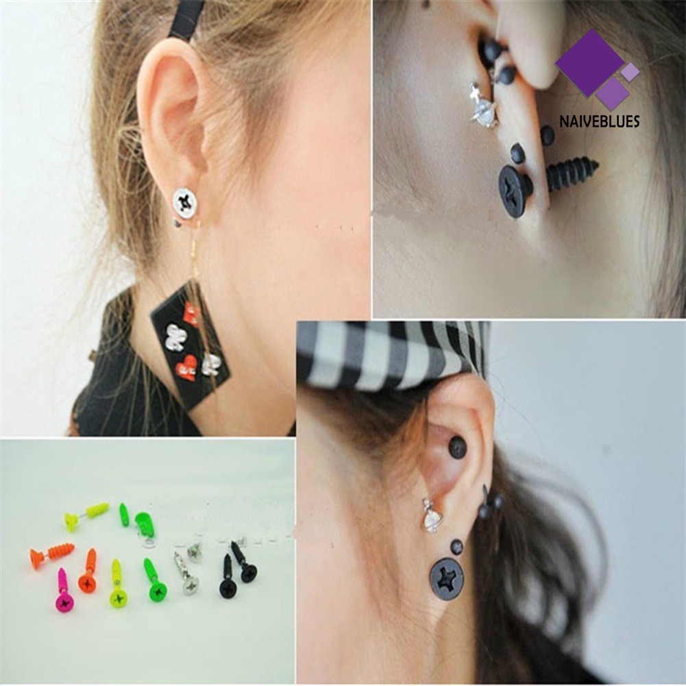 Naiveblue 1 Pasang Anting Tusuk Gaya Punk Gothic Bahan Baja Untuk Unisex / Pria / Wanita