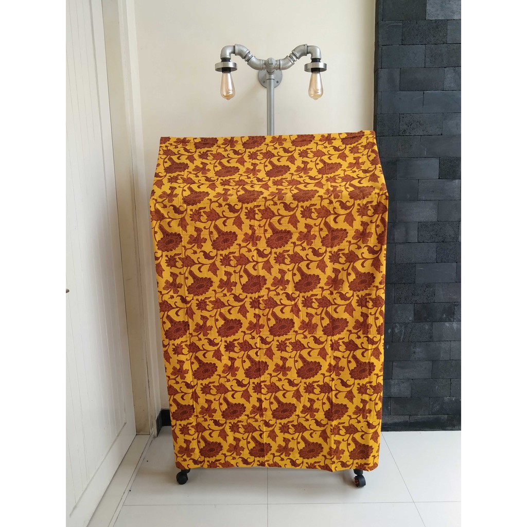 Kain Batik/ Kain Batik Lokal/ Kain Batik Motif Lokal/ Kain Batik Motif Sogan Tegelan 2x1m