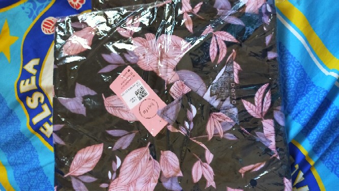 Benang Raja Atasan Tunik Kancing Rayon Rempel Ld 104 - 110cm