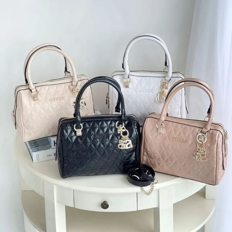 GUESSS Wessex Quilted Handbag