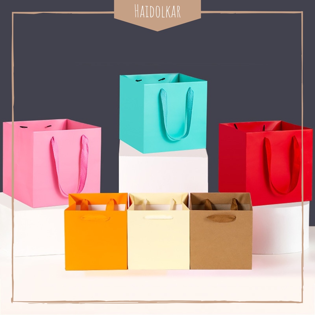 

Kantong toples 20 cm kantong kotak hampers paper bag souvenir kantong bingkisan kantong kado goodie bag serba guna