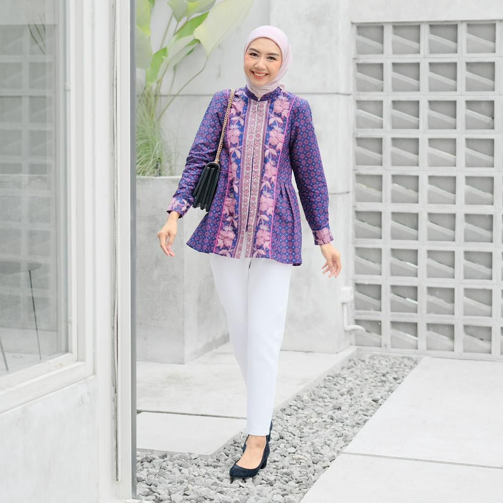 Hesti Blouse Batik Kerja Kantor Wanita