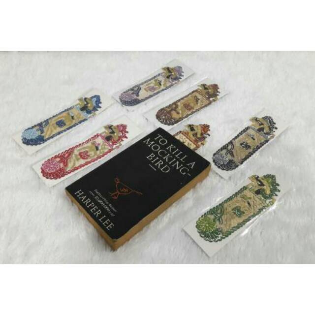 

Souvenir Oleh-oleh Pembatas buku / binder wayang kulit Rama Shinta