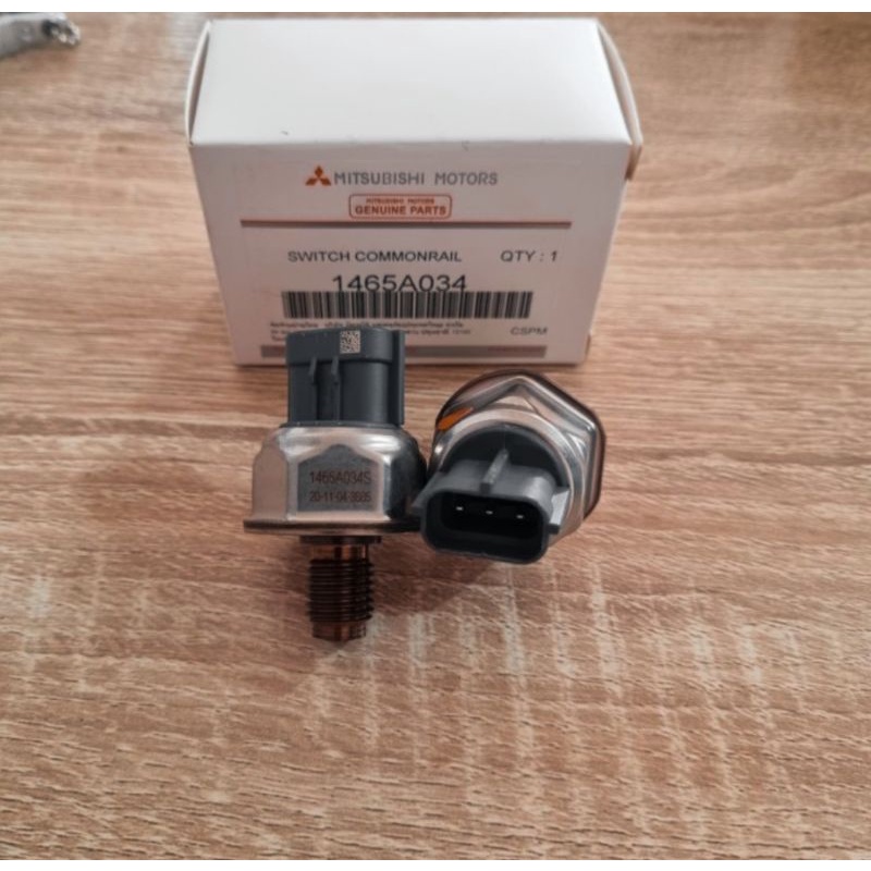 SWITCH COMMONRAIL SENSOR COMMONRAIL TRITON PAJERO