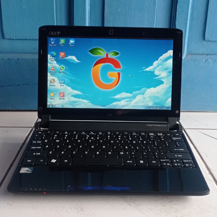 Acer Aspire One 255 Hitam Intel Atom N550 HDD 320GB RAM  2GB Netbook Notebook Second Bekas