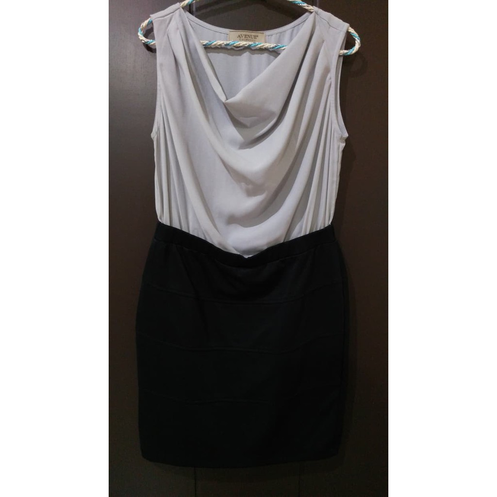 Dress Abu-abu