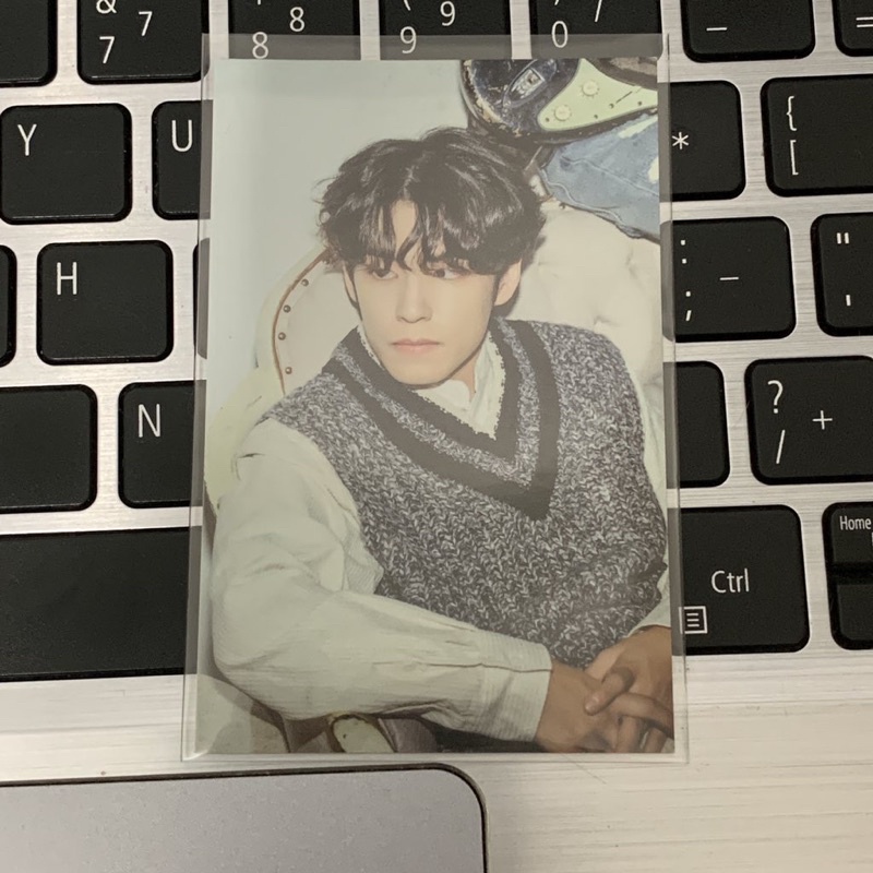 PC Wonpil DAY6 2019 The Present (2 pc)