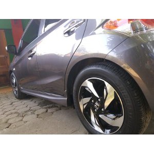 Side skirt honda Brio model RS Limited