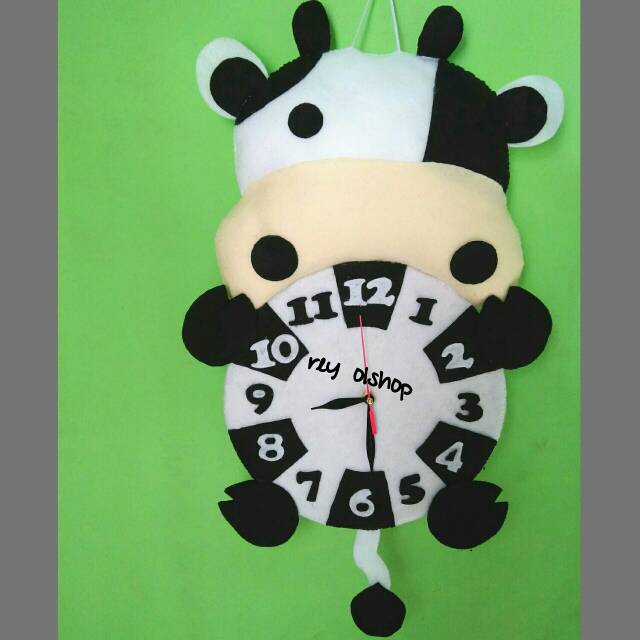 Jam flanel. Jam dinding. Jam karakter