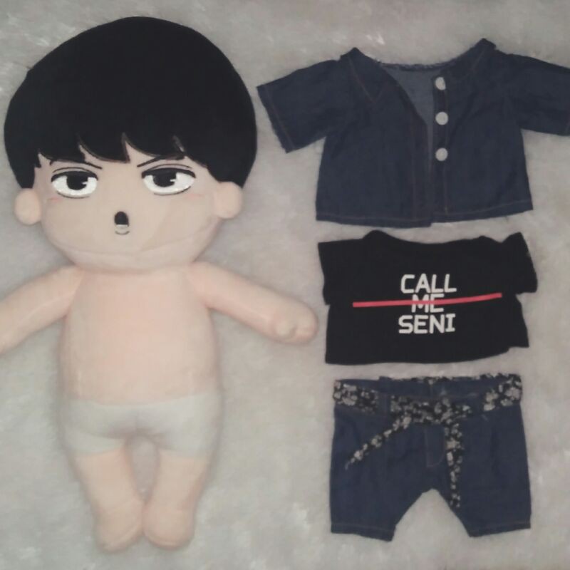 (Mohon Baca Deskripsi) Preloved Boneka EXO Sehun Call Me Seni Doll 30 CM CMB Clothes Baju KPop Plush