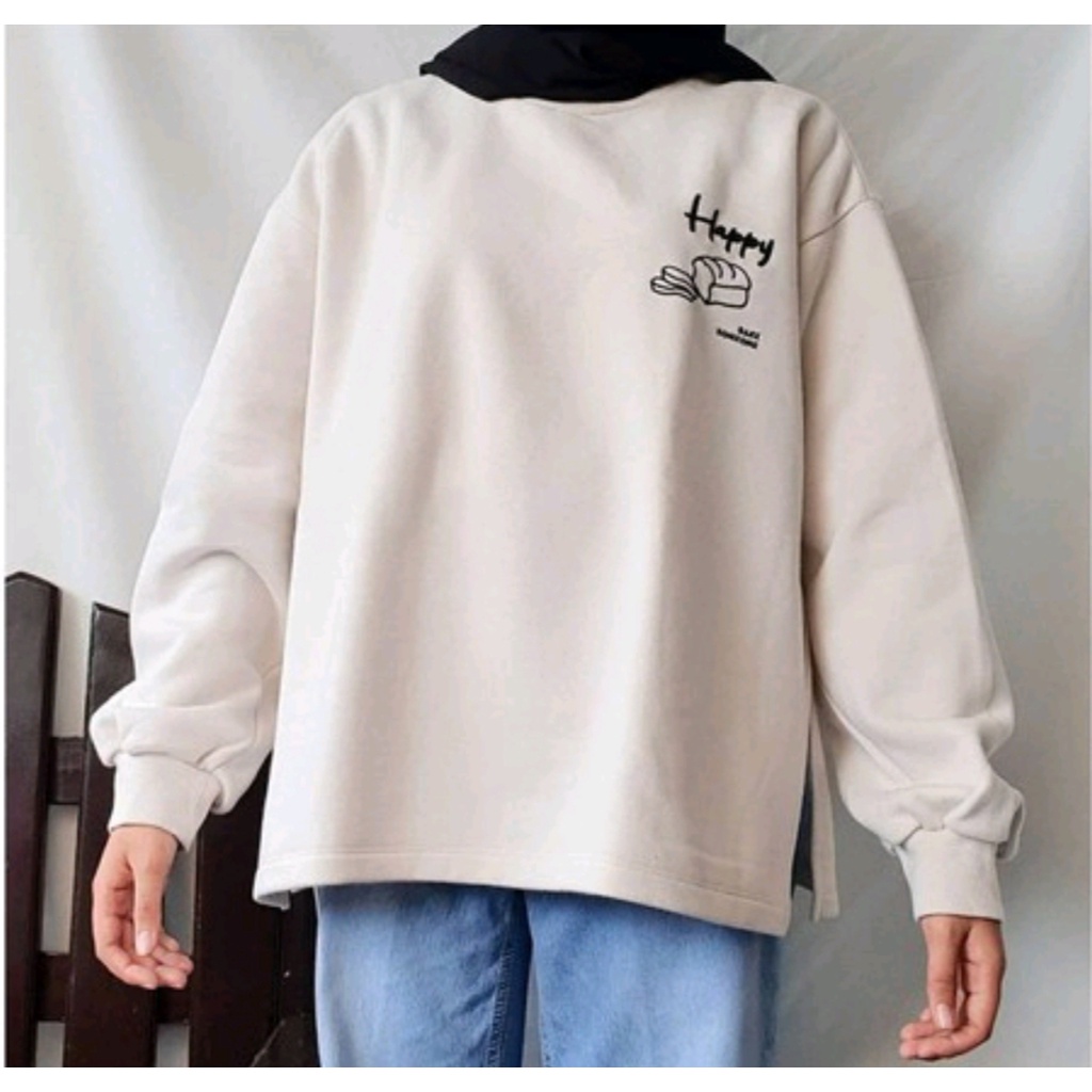 Happy Bake Someone Sweater Oversize Crewneck Wanita