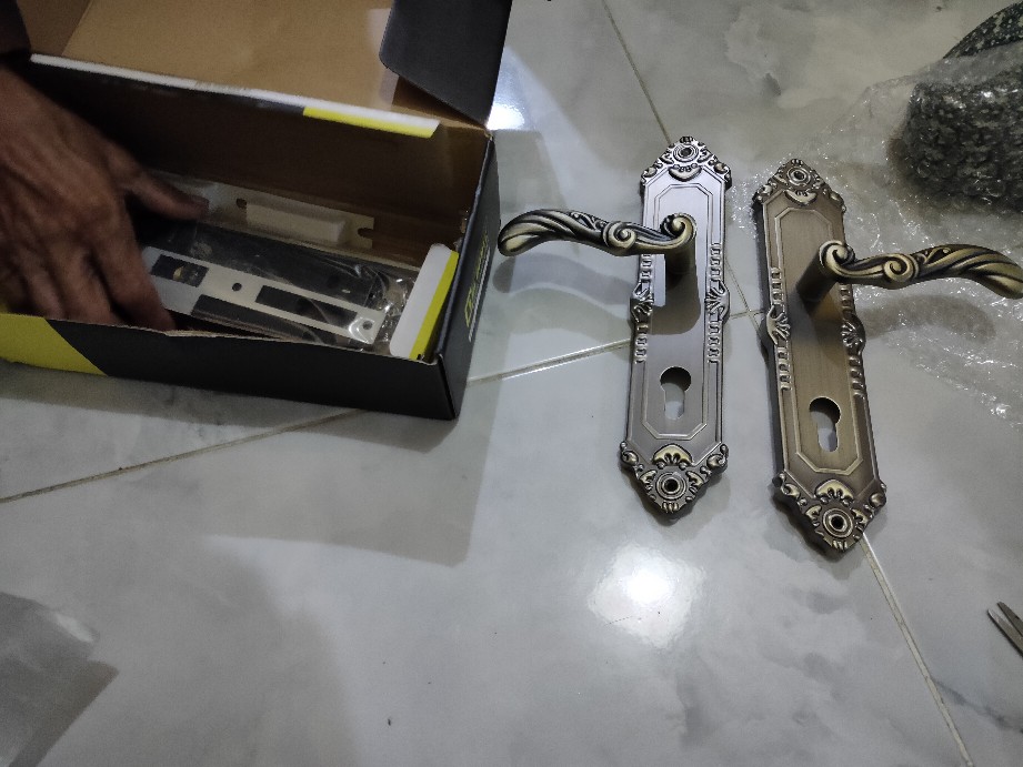 Body Swing Dolomite Stainless Steel (tanpa Cylinder) / Kunci Pintu Stainless Steel Murah