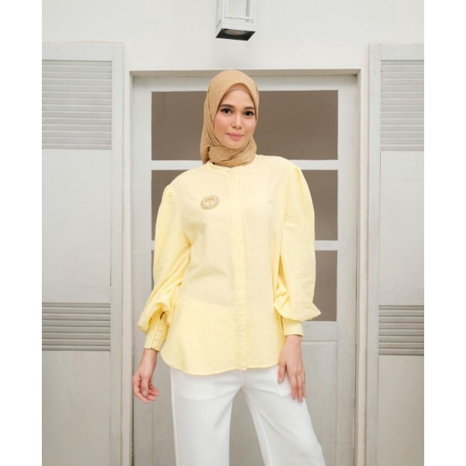 NEW Ashley Blouse Wearing Klamby