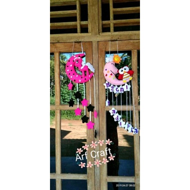 Hiasan dinding bulan bintang flanel