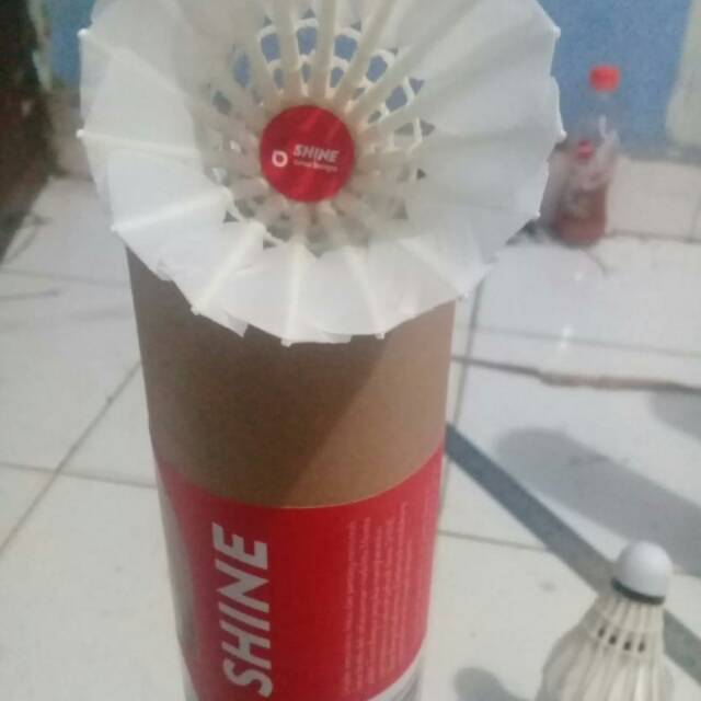 Shine shuttlecock