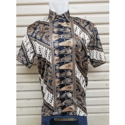 Kemeja Batik Pria Lengan Panjang Dan Lengan Pendek Motif Tumpal Coklat