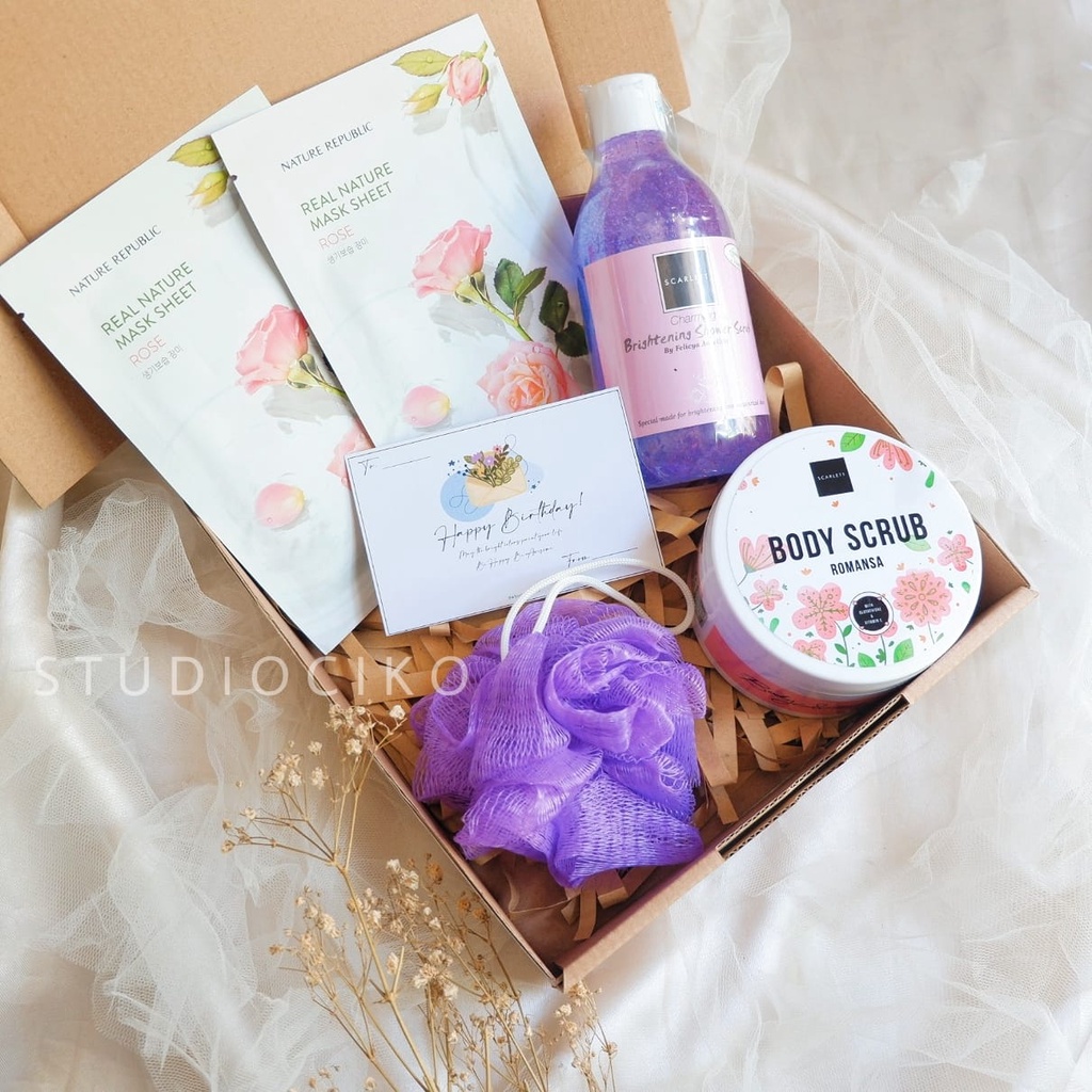 Kado Ulang Tahun Cewek Hampers Scarlett Whitening Gift Box Wisuda Hadiah Pacar