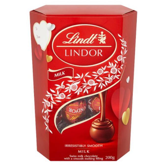 

TERLARIS LINDT LINDOR MILK SWISS MILK CHOCOLATE SMOOTH MELTING FILLING 200G MAKANAN & MINUMAN