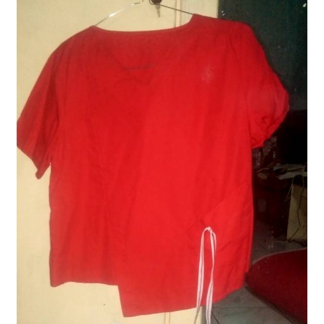 Preloved baju merah ITC mangga dua polos ada kantong 1